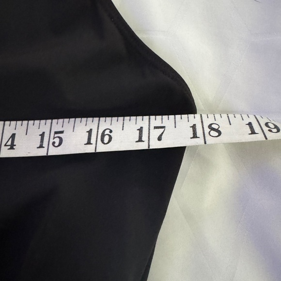 Halara Sport Dress W/ attached bike short - hankerchief hem NWT Size L - Picture 9 of 9